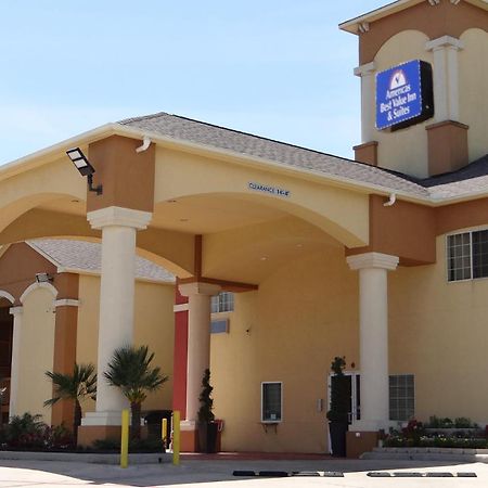 Regency Inn & Suites - Baytown Bagian luar foto
