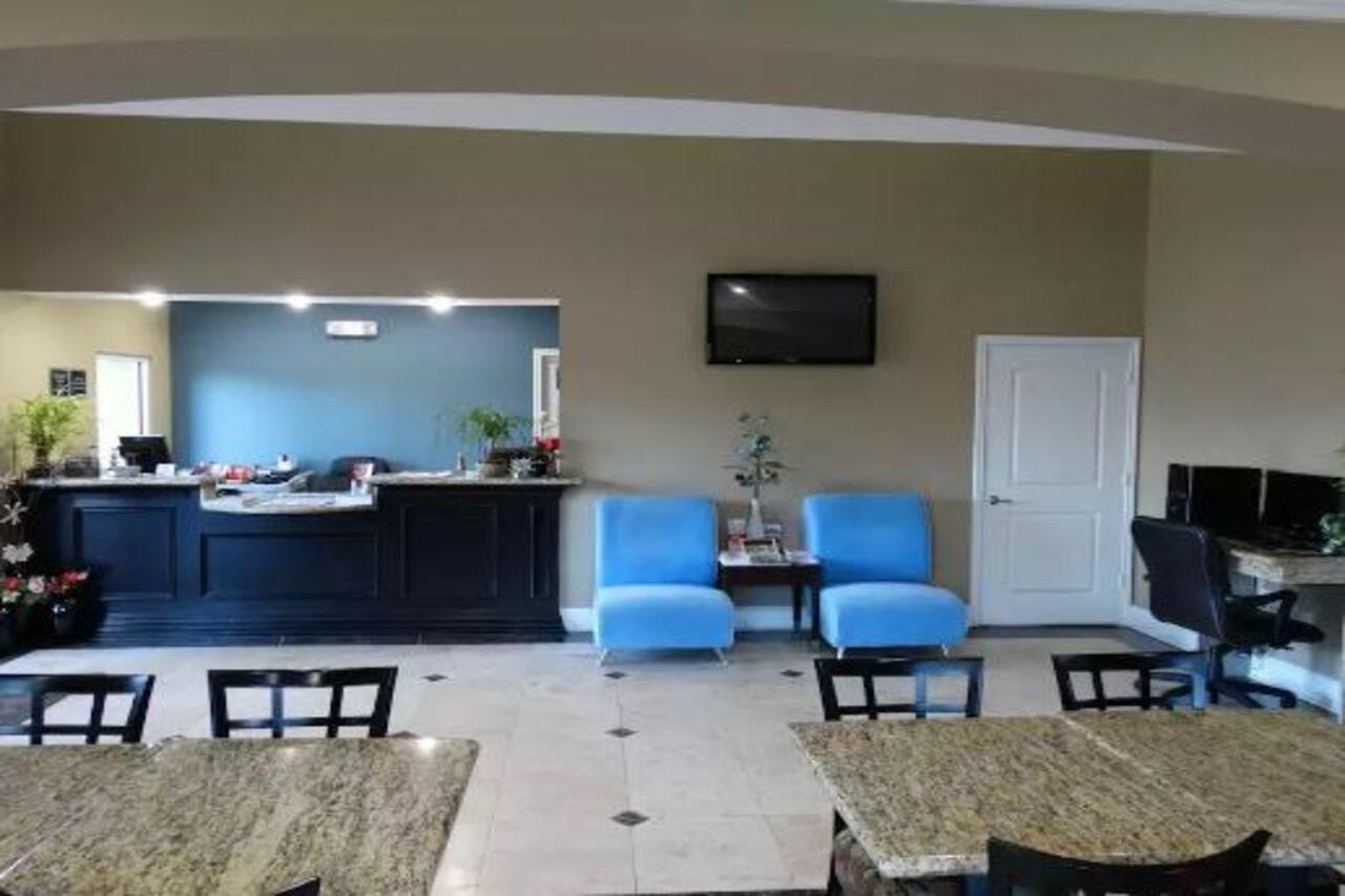 Regency Inn & Suites - Baytown Bagian luar foto
