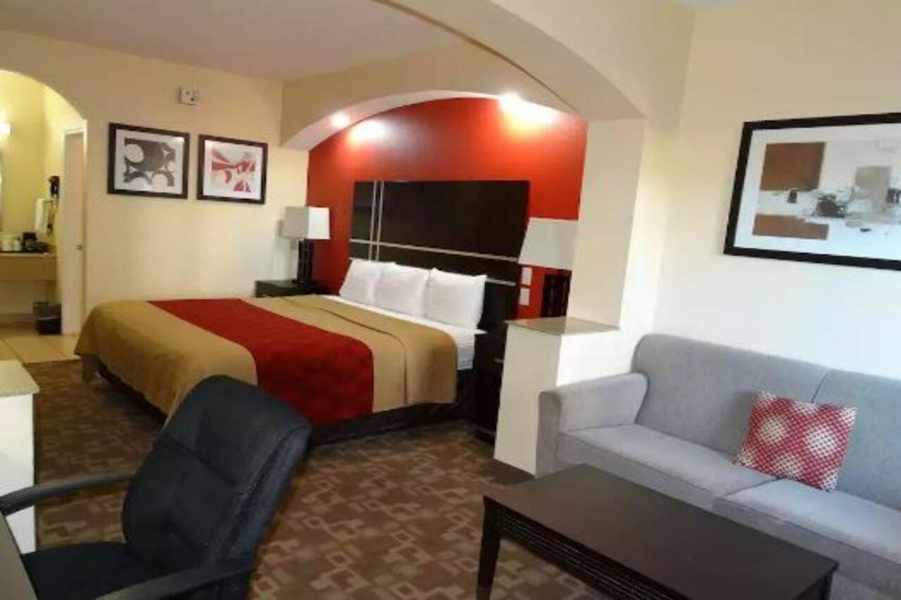 Regency Inn & Suites - Baytown Bagian luar foto