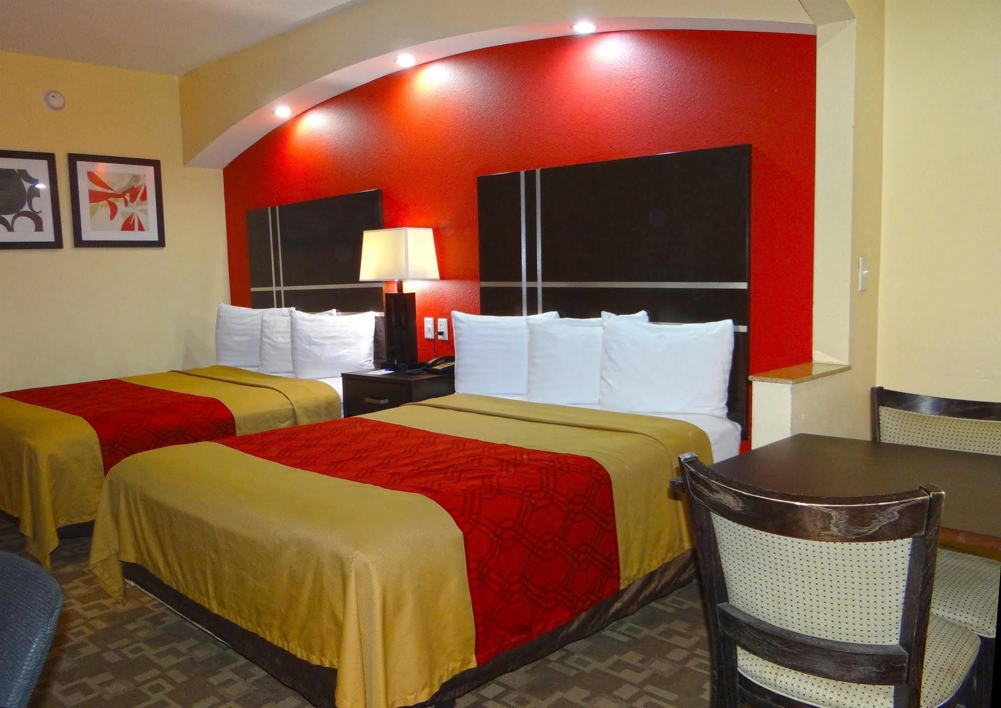 Regency Inn & Suites - Baytown Bagian luar foto