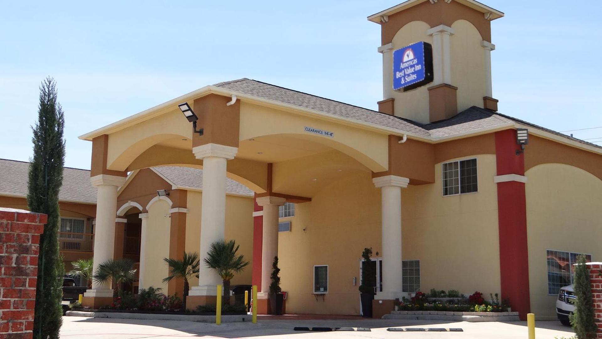 Regency Inn & Suites - Baytown Bagian luar foto