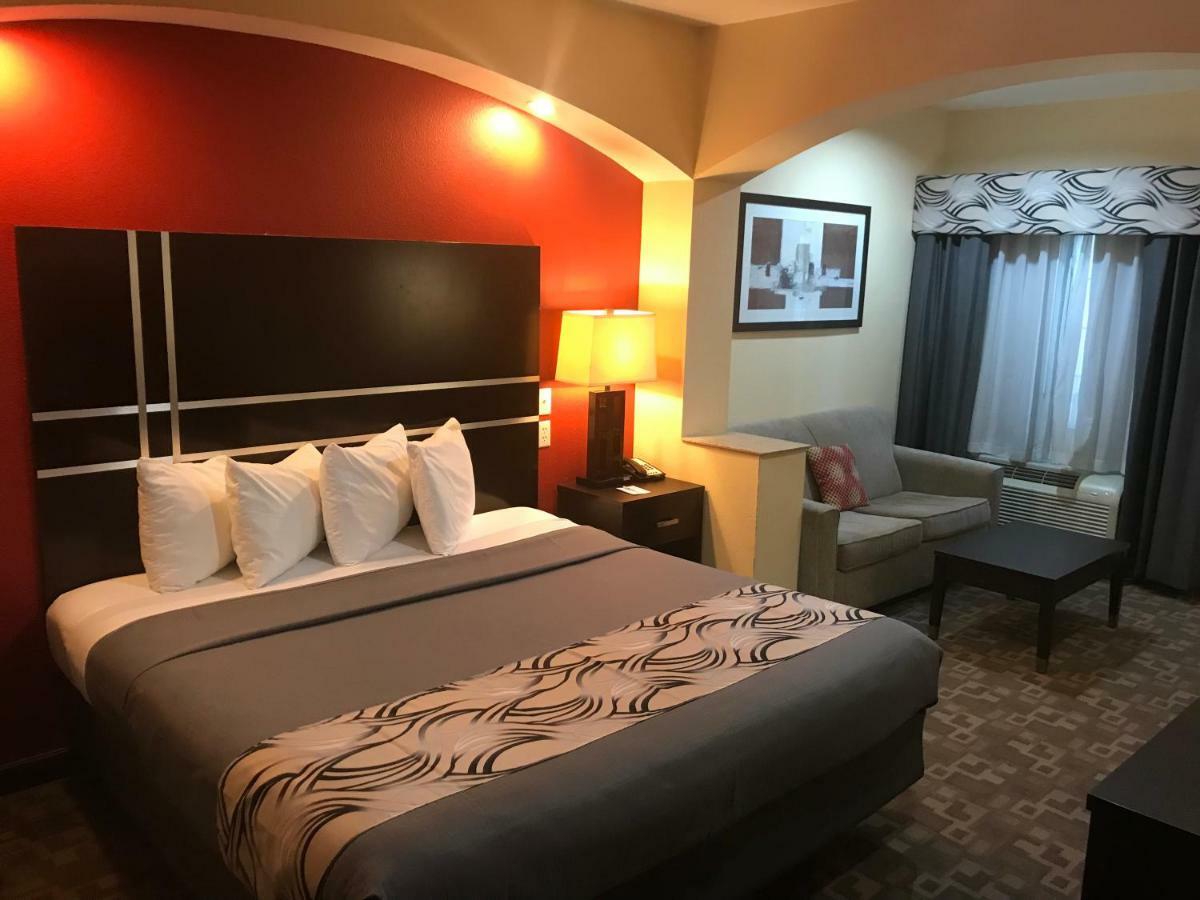 Regency Inn & Suites - Baytown Bagian luar foto